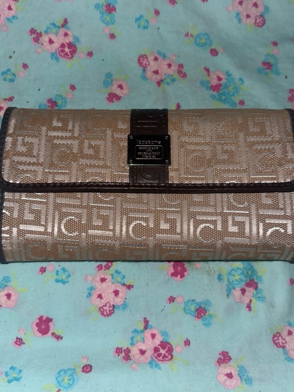 Liz Claiborne tri-fold wallet